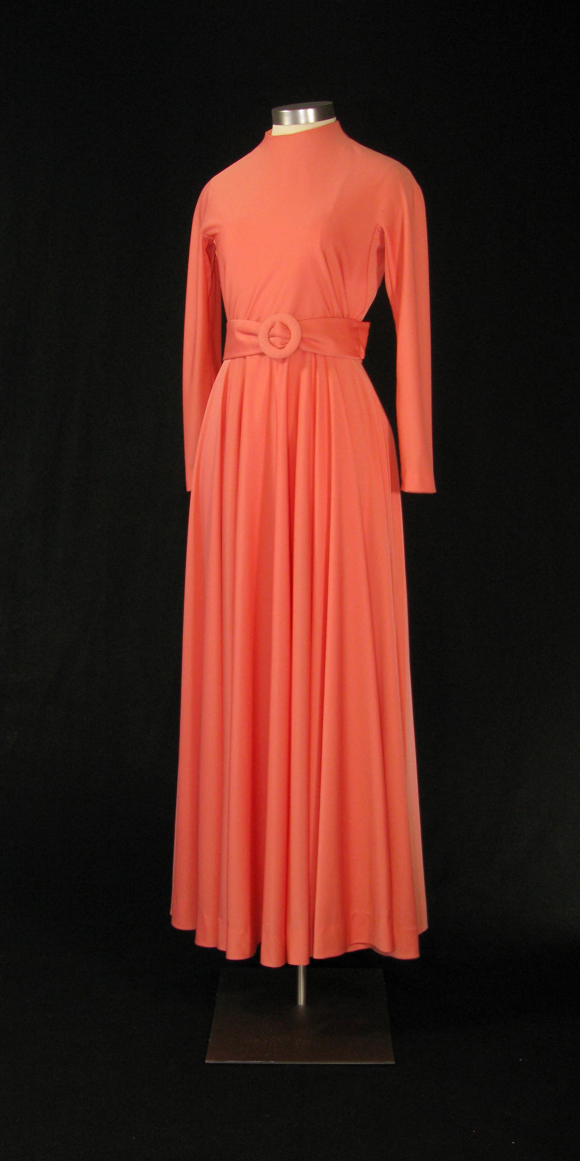 Vintage 1970s Eagle Cape Dress 4